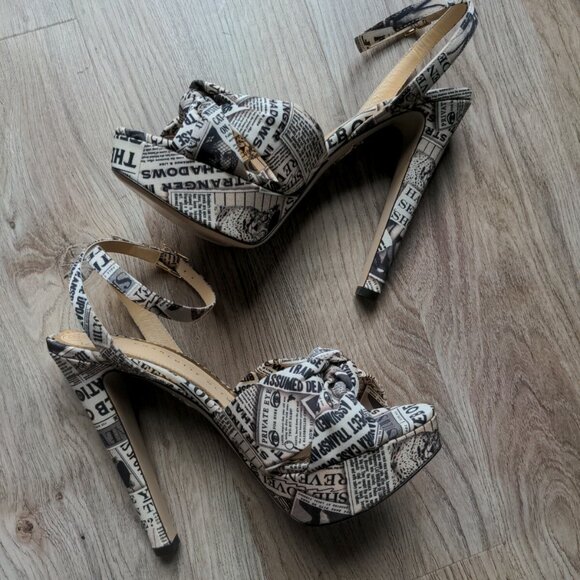 Charlotte Olympia Gazette News Print Platform Peep Toe Heels - Picture 2 of 12